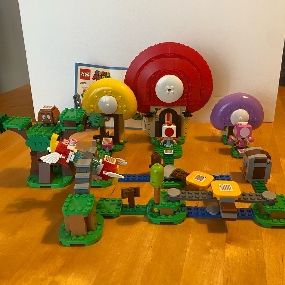 Lego Super Mario Lot of 6 sets: Starter set plus 6 additional add on sets